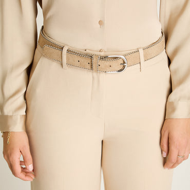 Cinturón Taupe con Tachas Metálicas