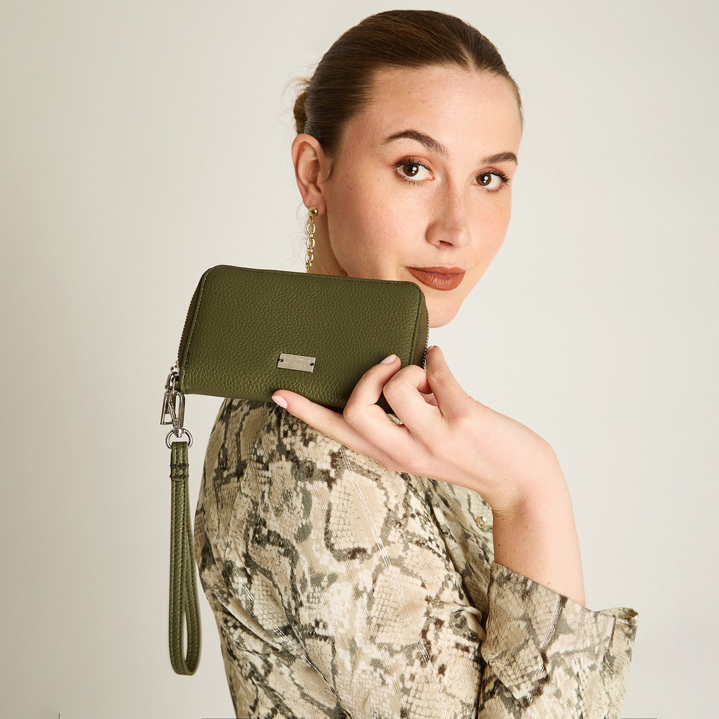 Billetera Verde con Cierre