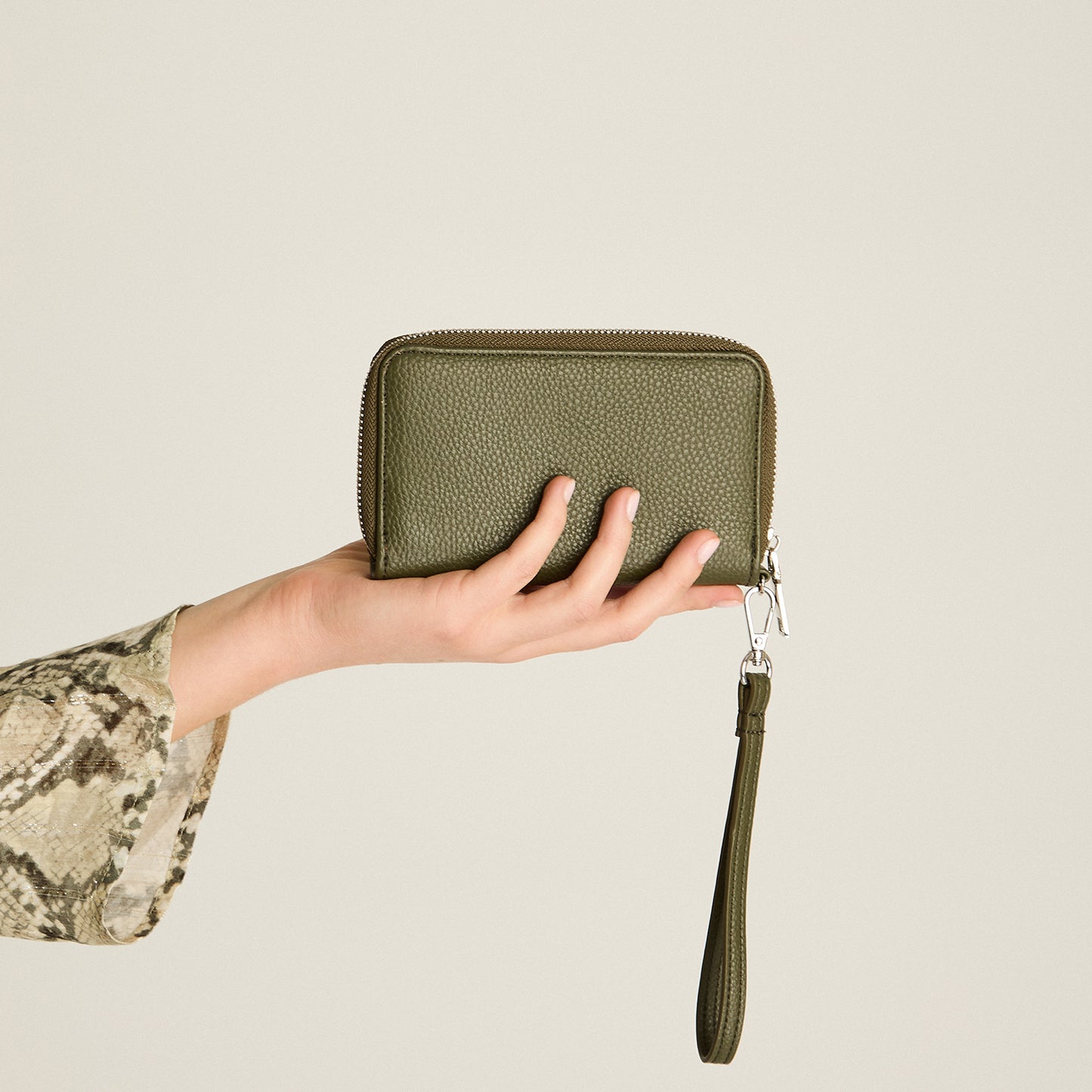 Billetera Verde con Cierre