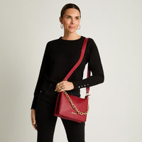 Cartera Triple Con Strap De Pu Y Cadena Rojo Lorenzo Di Pontti
