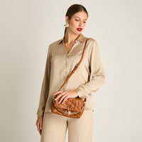 Cartera Camel Acolchada con Cadena