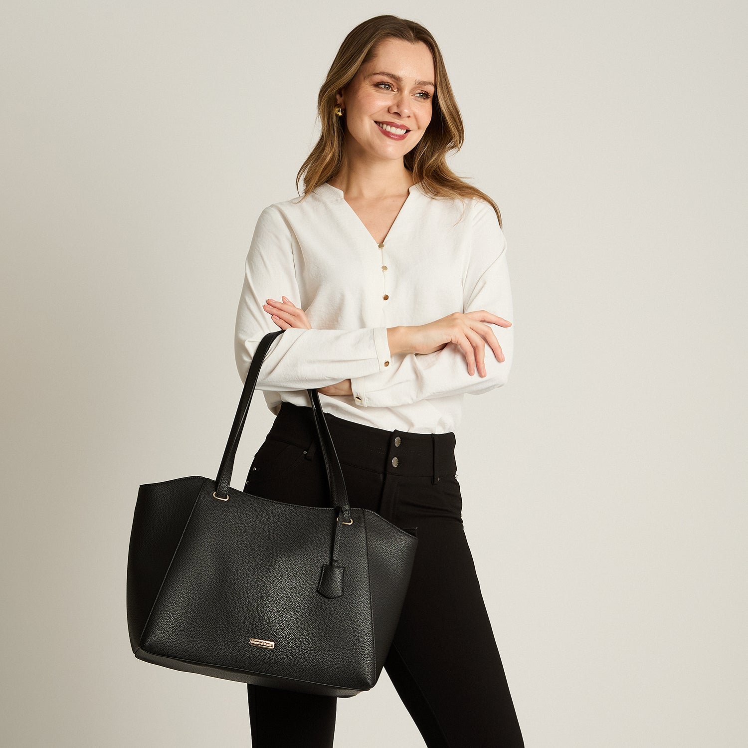 Cartera Negro Elasticidad Nula Con Forro Calce Normal Tela Eco Cuero