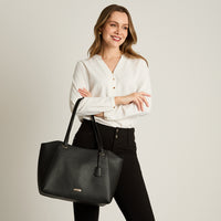 Cartera Negro Elasticidad Nula Con Forro Calce Normal Tela Eco Cuero