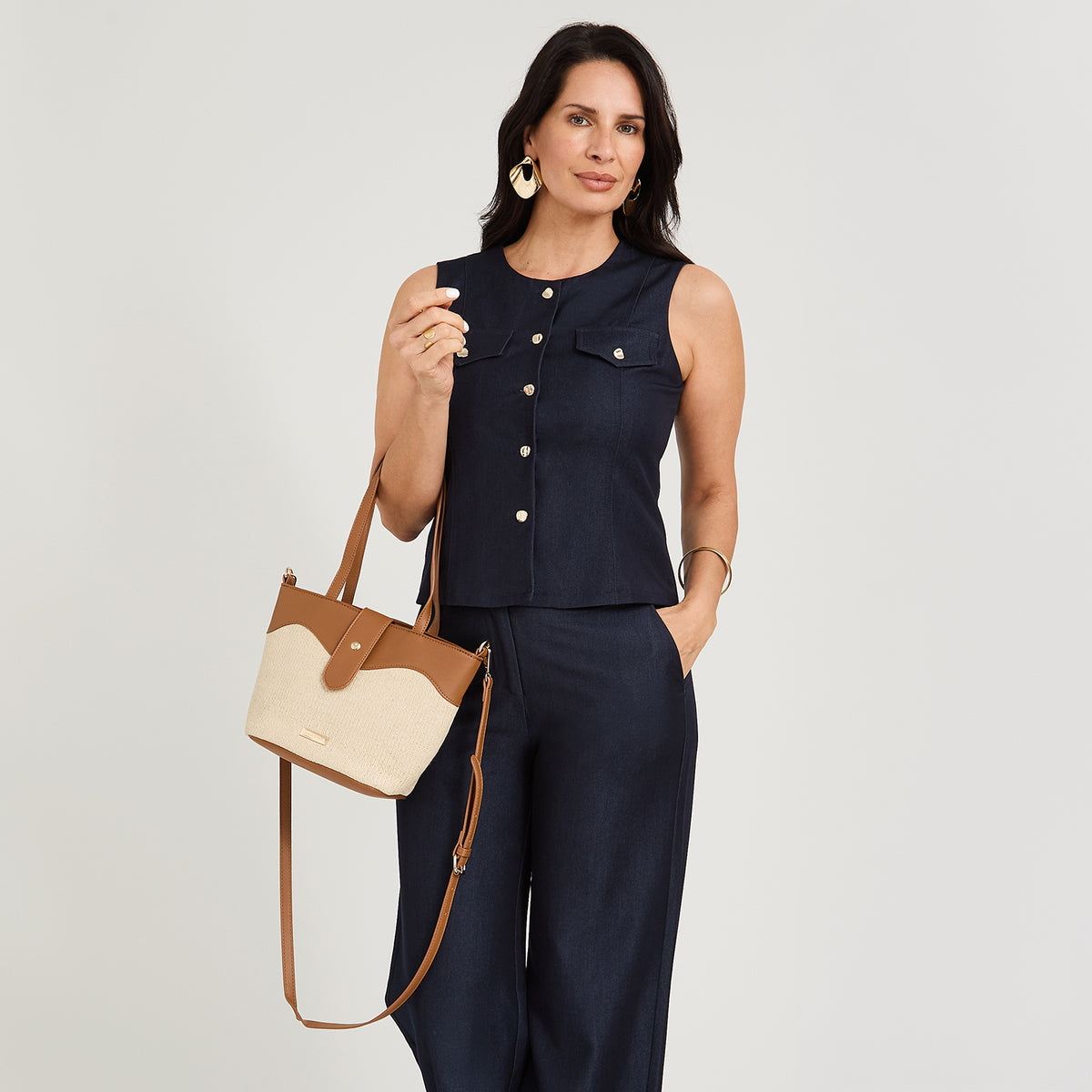 Cartera de Raffia con Pu Contraste Crudo