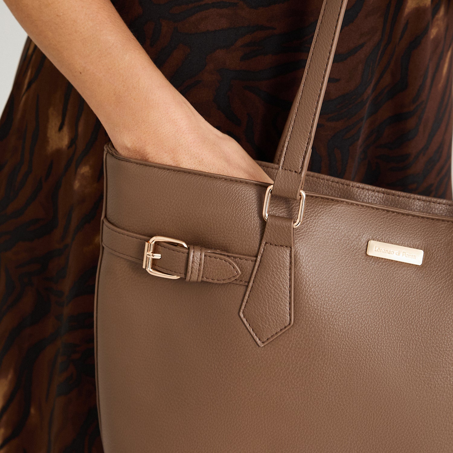 Cartera Grande de Pu Camel