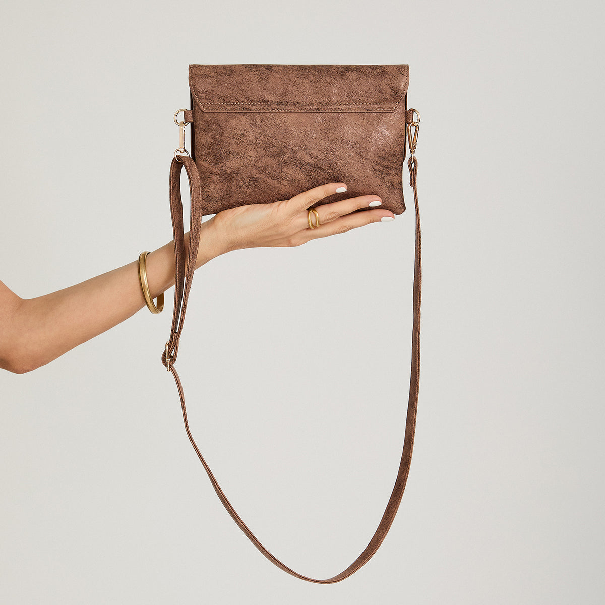 Cartera Metalizada Café