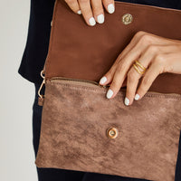 Cartera Metalizada Café