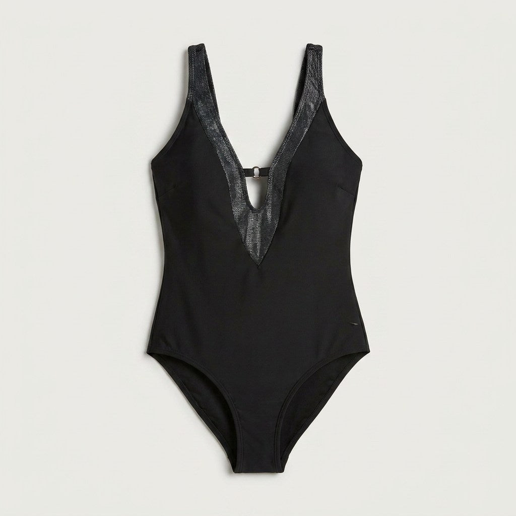 Traje De Baño 1 Pieza Con Detalle En Escote Negro en plano