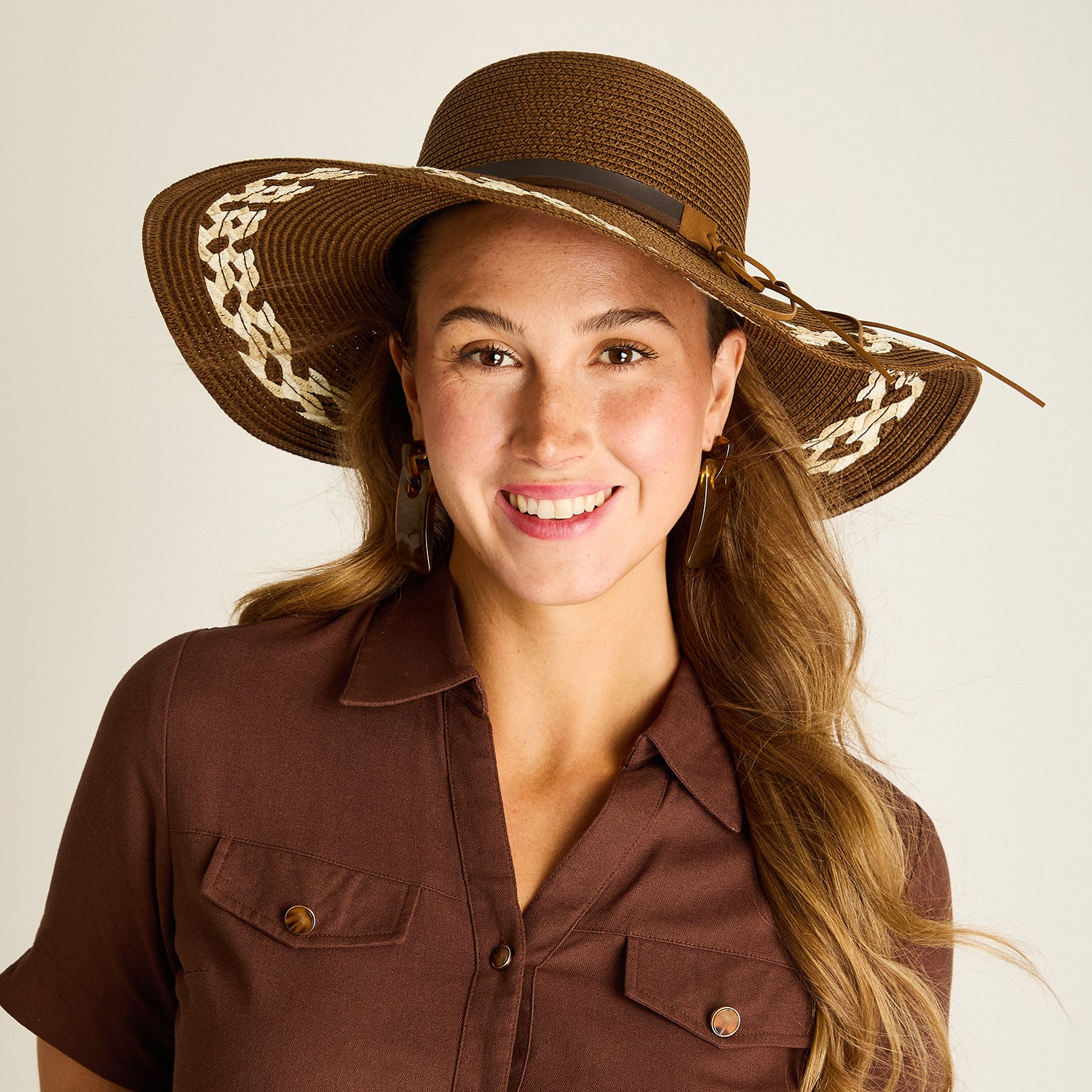 Sombrero Café No Elasticado Calce Normal