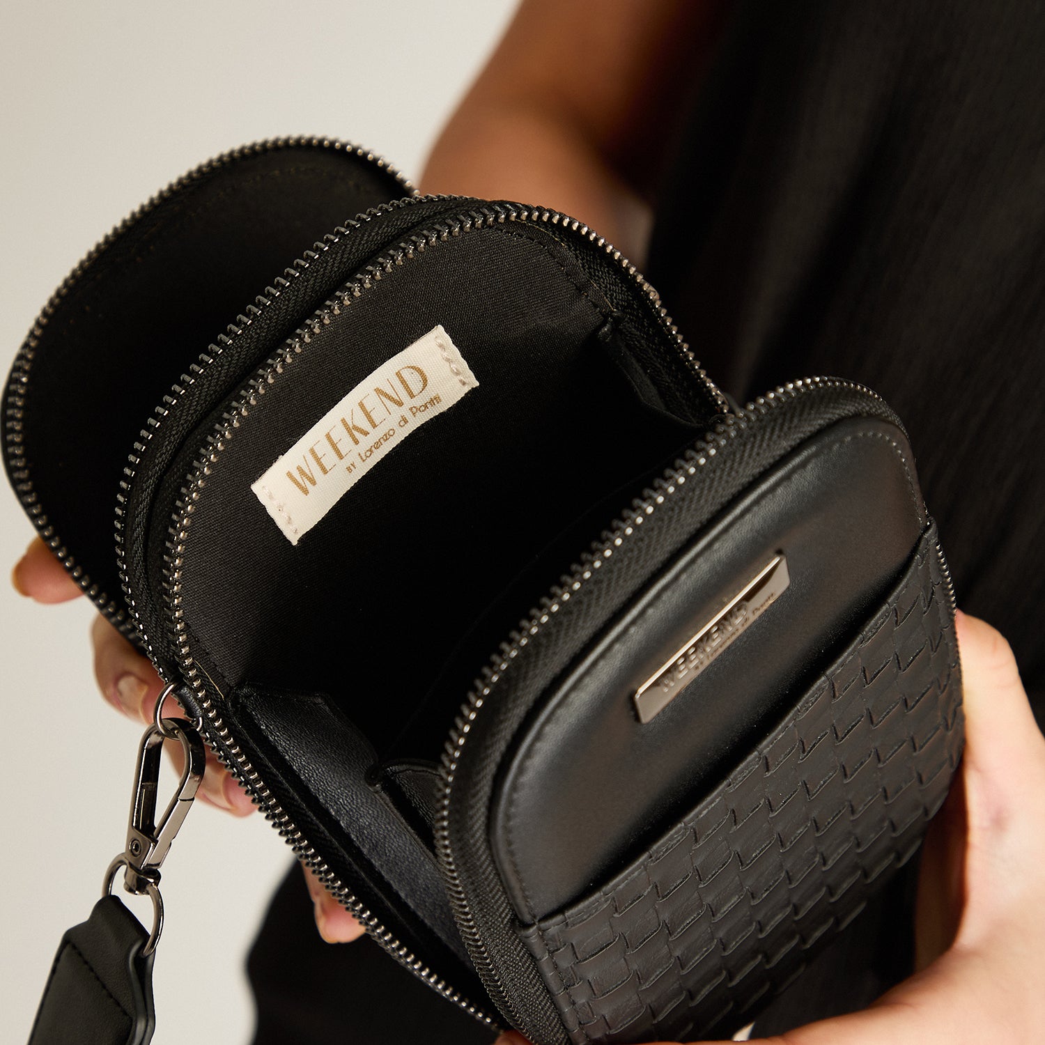 Porta Celular Negro Con Forro