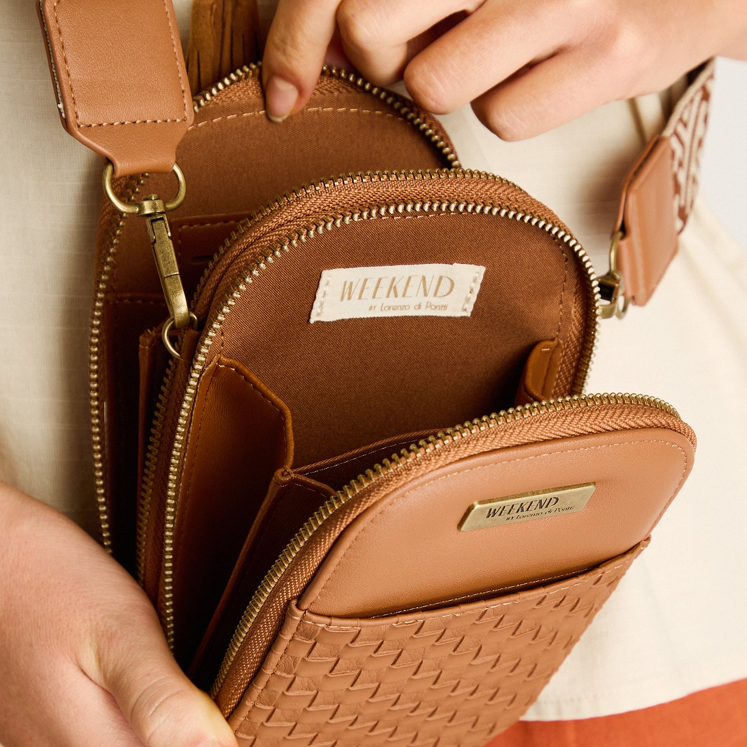 Porta Celular Camel Con Forro