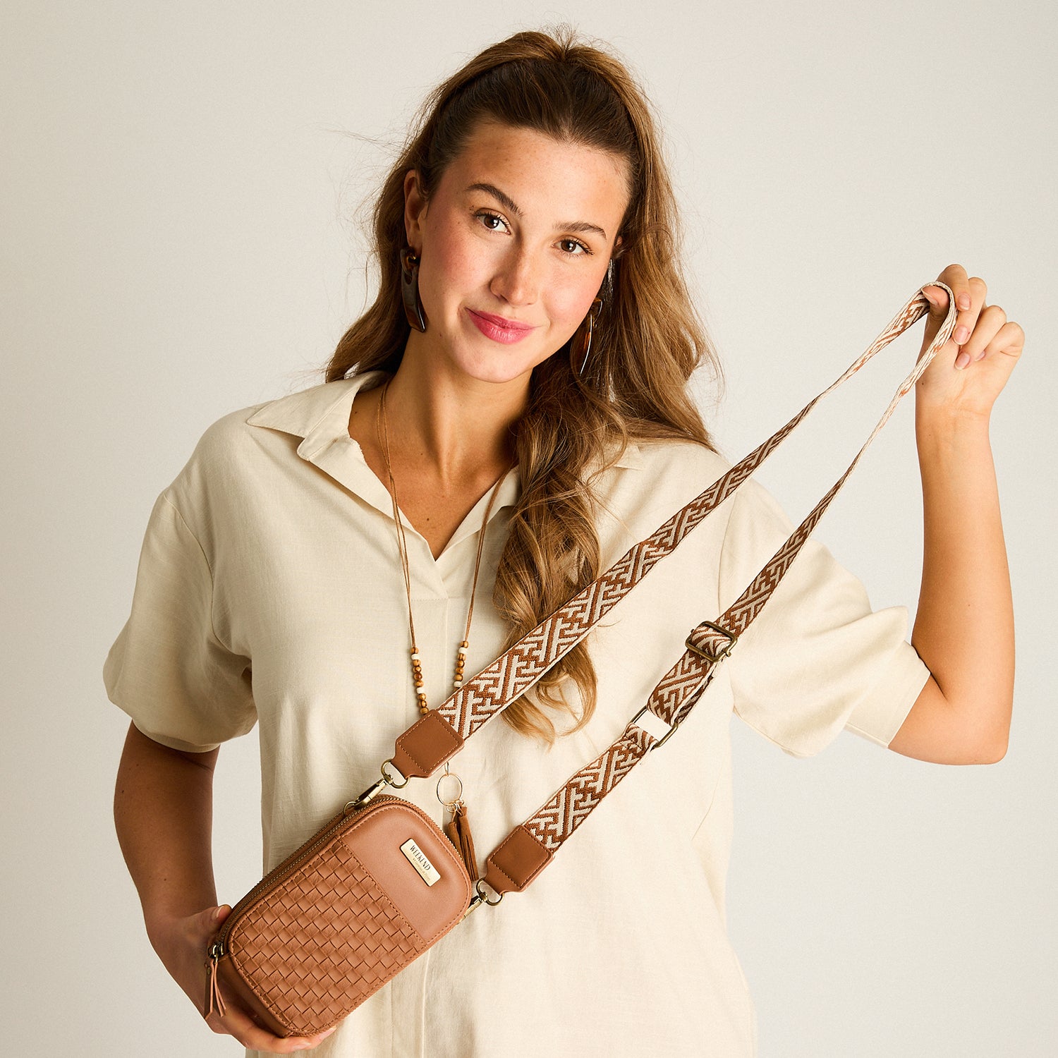 Porta Celular Camel Con Forro