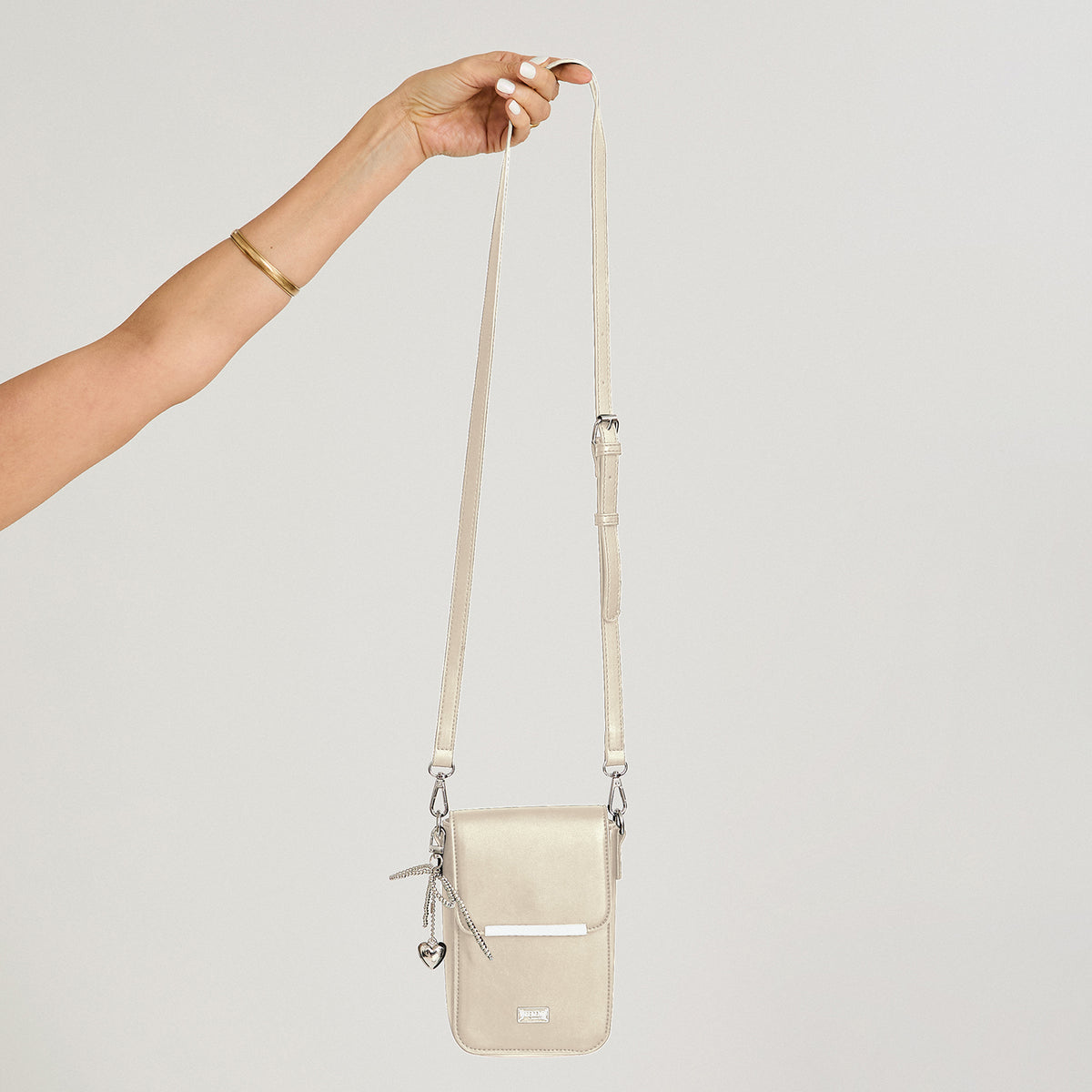 Porta Celular con Tapete Beige