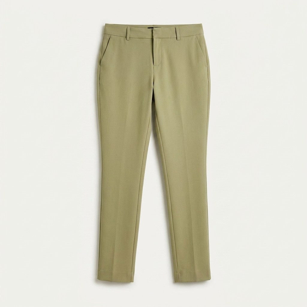 Pantalón Slim Fit Verde en plano