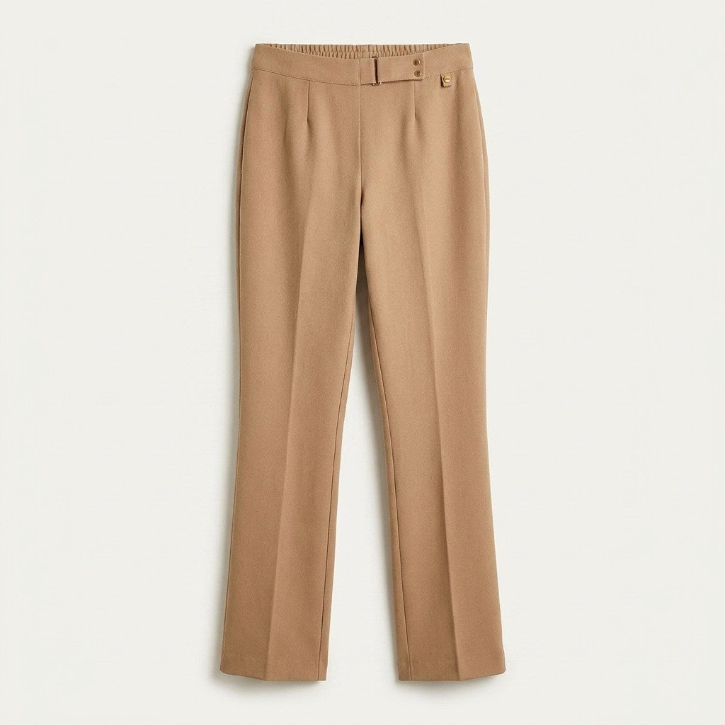 Pantalón Camel Básico Recto con Pretina Elasticada en plano