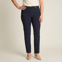 Pantalon Azul Basico Recto en modelo adulta