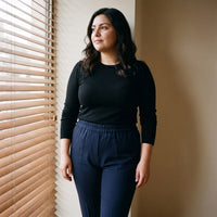 Pantalón Azul Básico Recto con Pretina Elasticada lifestyle