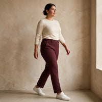 Pantalón Básico Recto con Pretina Elasticada lifestyle