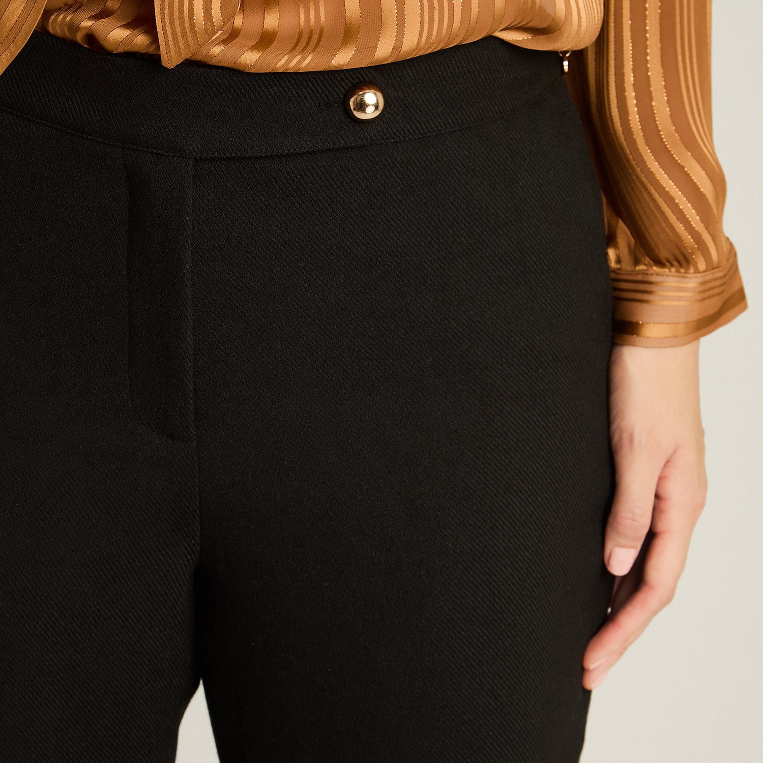 Pantalon Formal Negro Elasticidad Nula Sin Forro Calce Normal Tela Plano