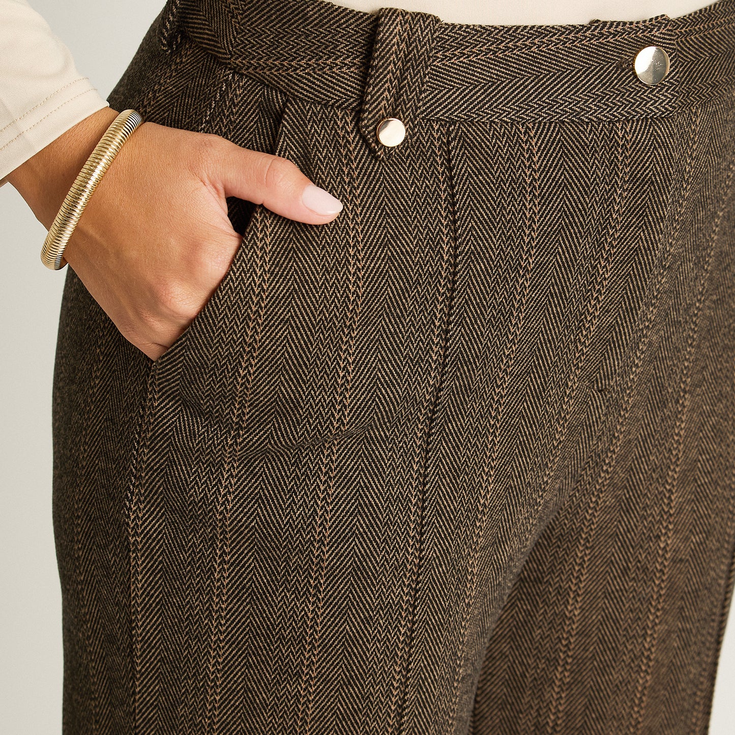 Pantalon Formal Cafe Elasticidad Media Sin Forro Calce Normal Tela Punto