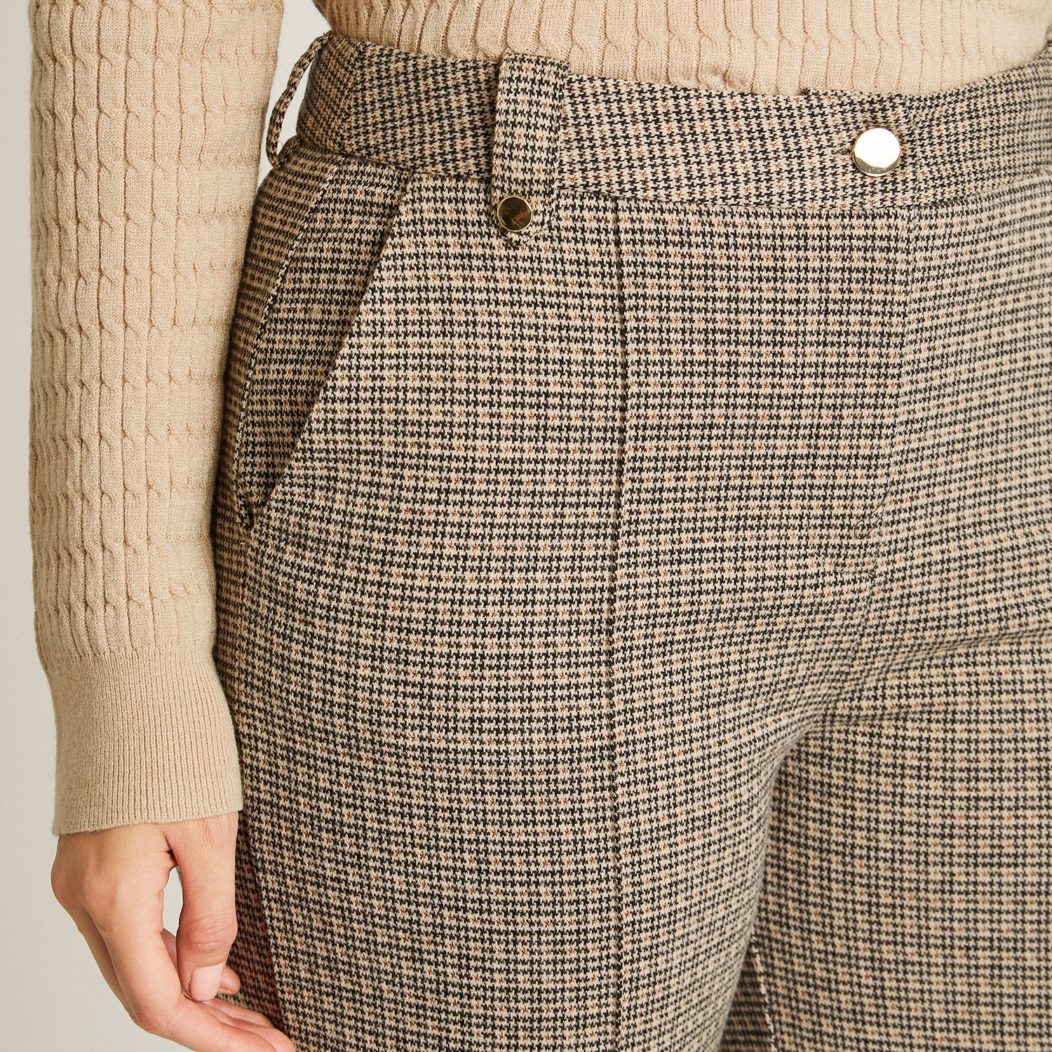 Pantalon Formal Beige Elasticidad Media Sin Forro Calce Normal Tela Punto