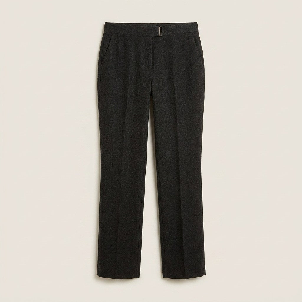 Pantalón Recto De Lana Gris Oscuro en plano