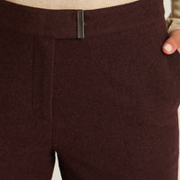 Pantalon Formal Burdeo Elasticidad Nula Sin Forro Calce Normal Tela Plano