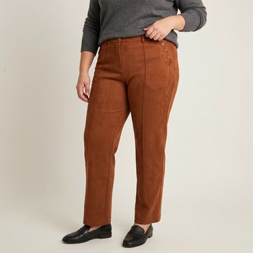 Pantalon Formal Terracota en modelo plus size
