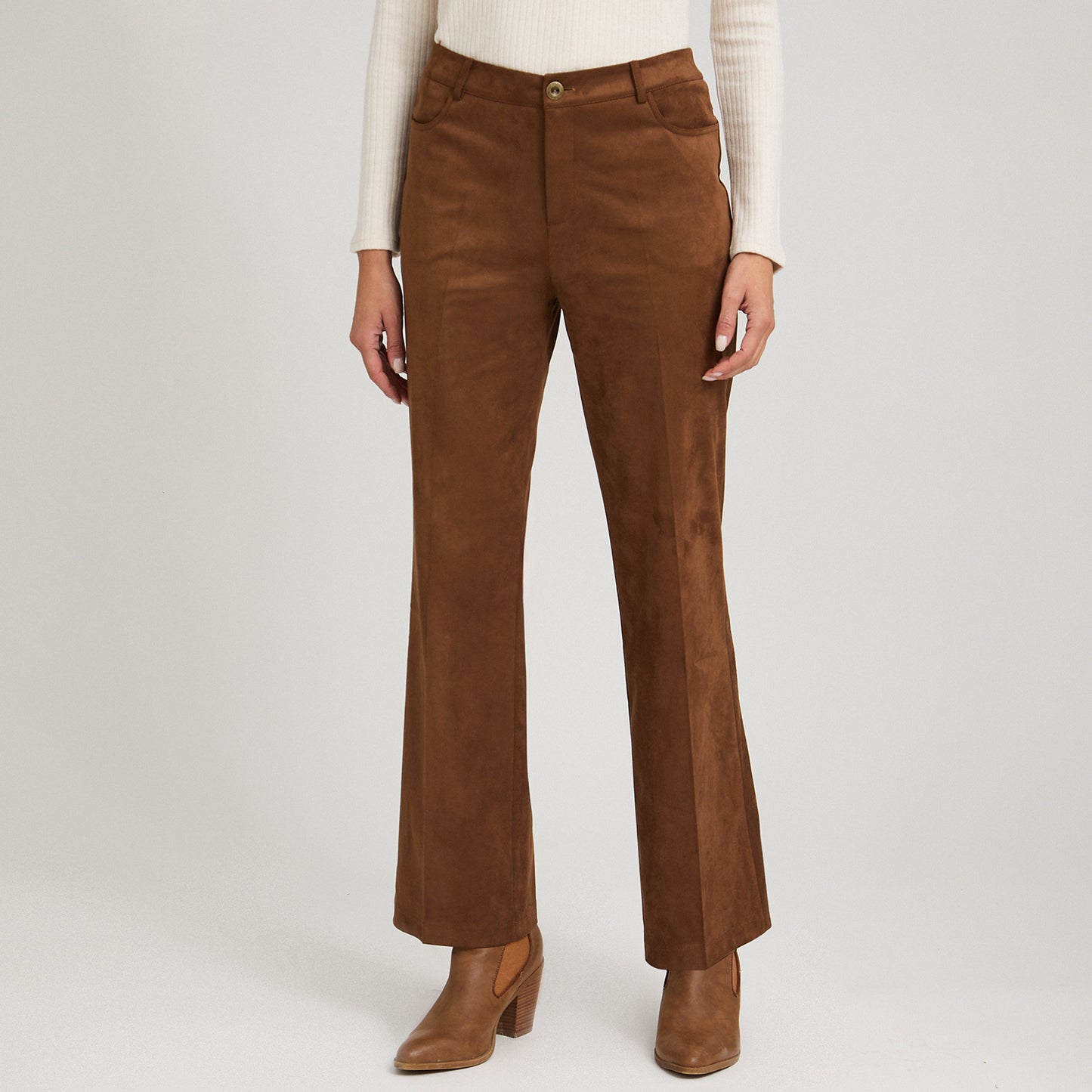 Pantalón Camel Suede Corte Recto - Lorenzo di Pontti