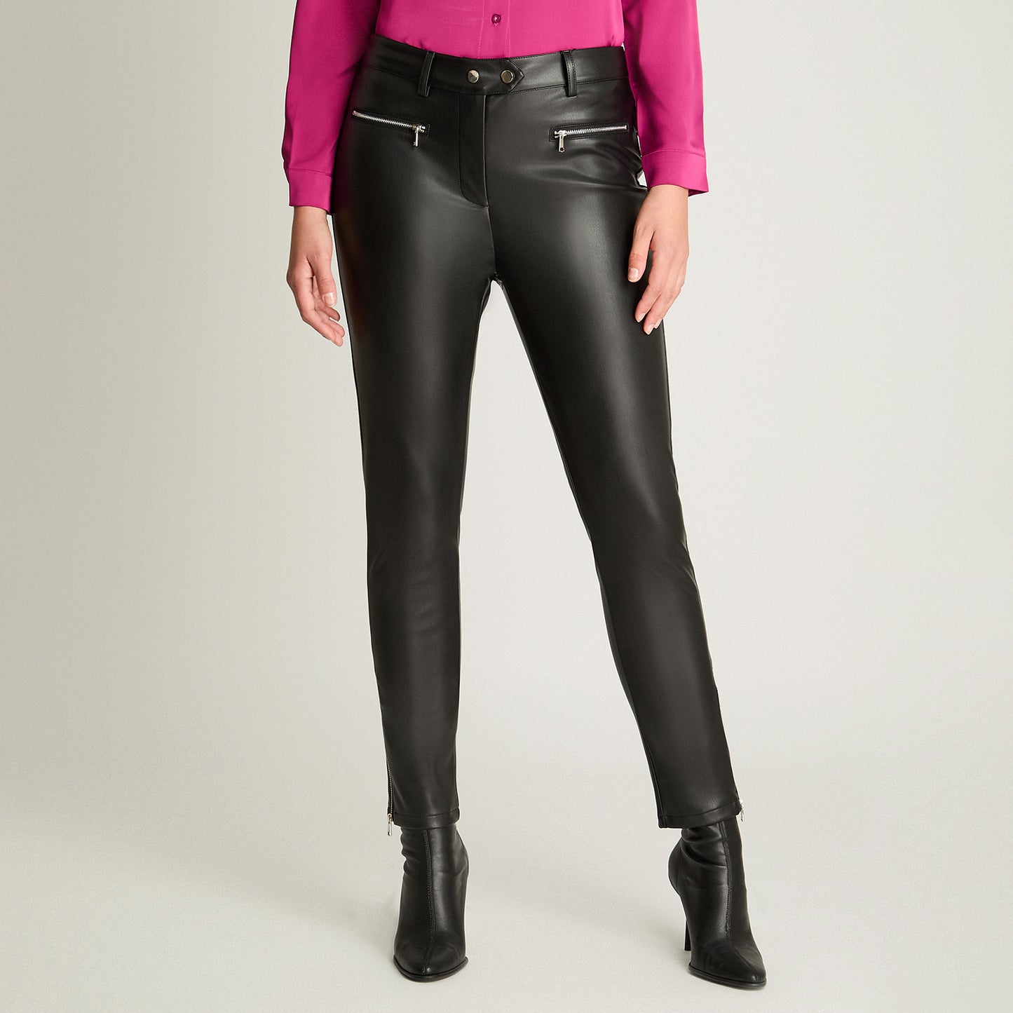 Calza Slim De Ecocuero Negro Lorenzo Di Pontti