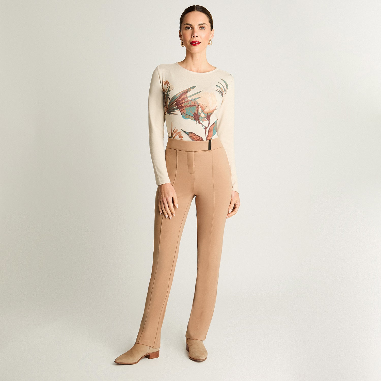 Pantalón Recto Con Detalle En Pretina Camel Lorenzo Di Pontti