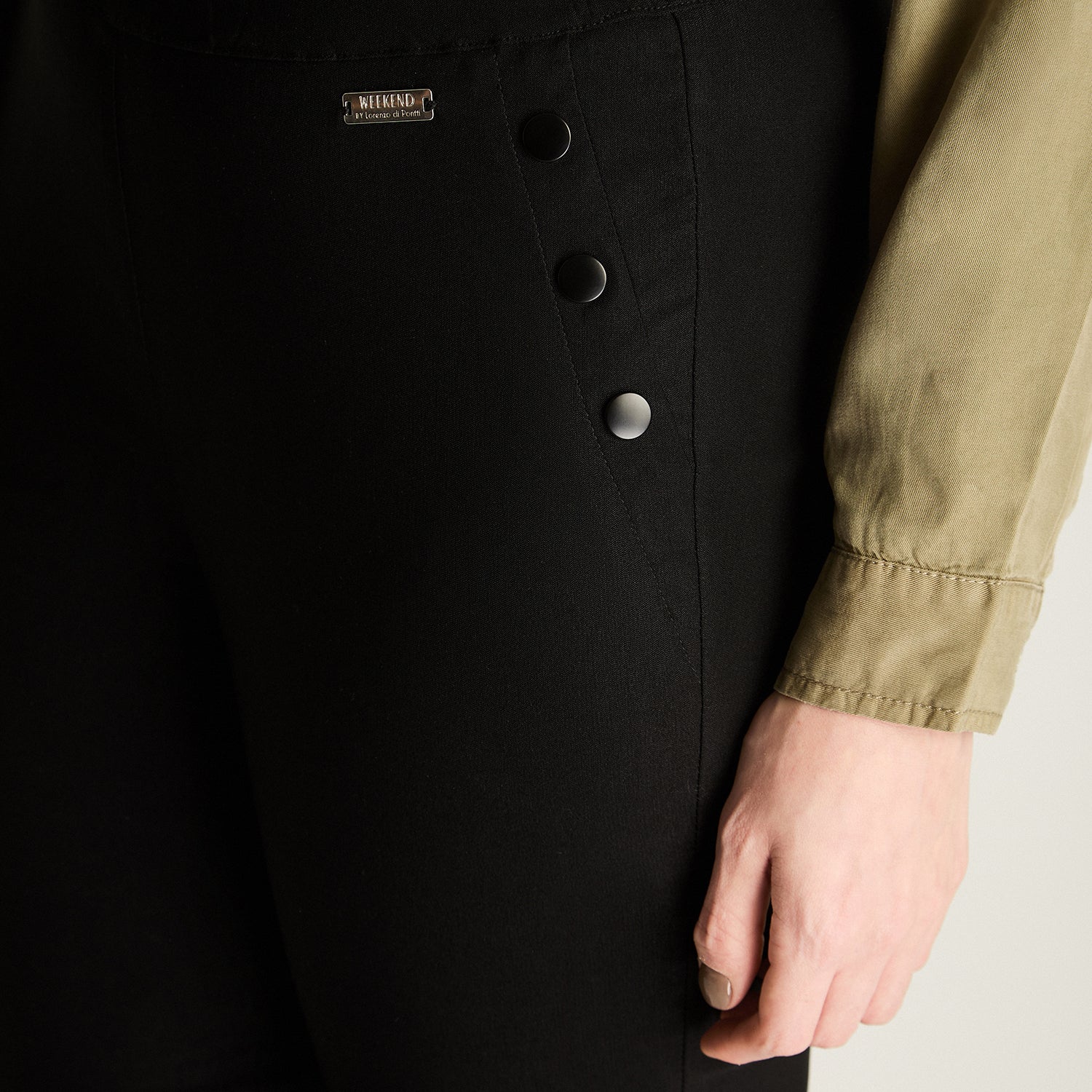 Calza Negro Slim Muy elasticado Calce Ajustado