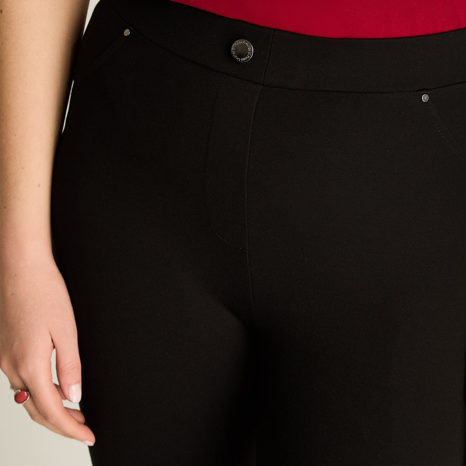 Calza Negro Elasticidad Media Sin Forro Calce Normal Tela Punto