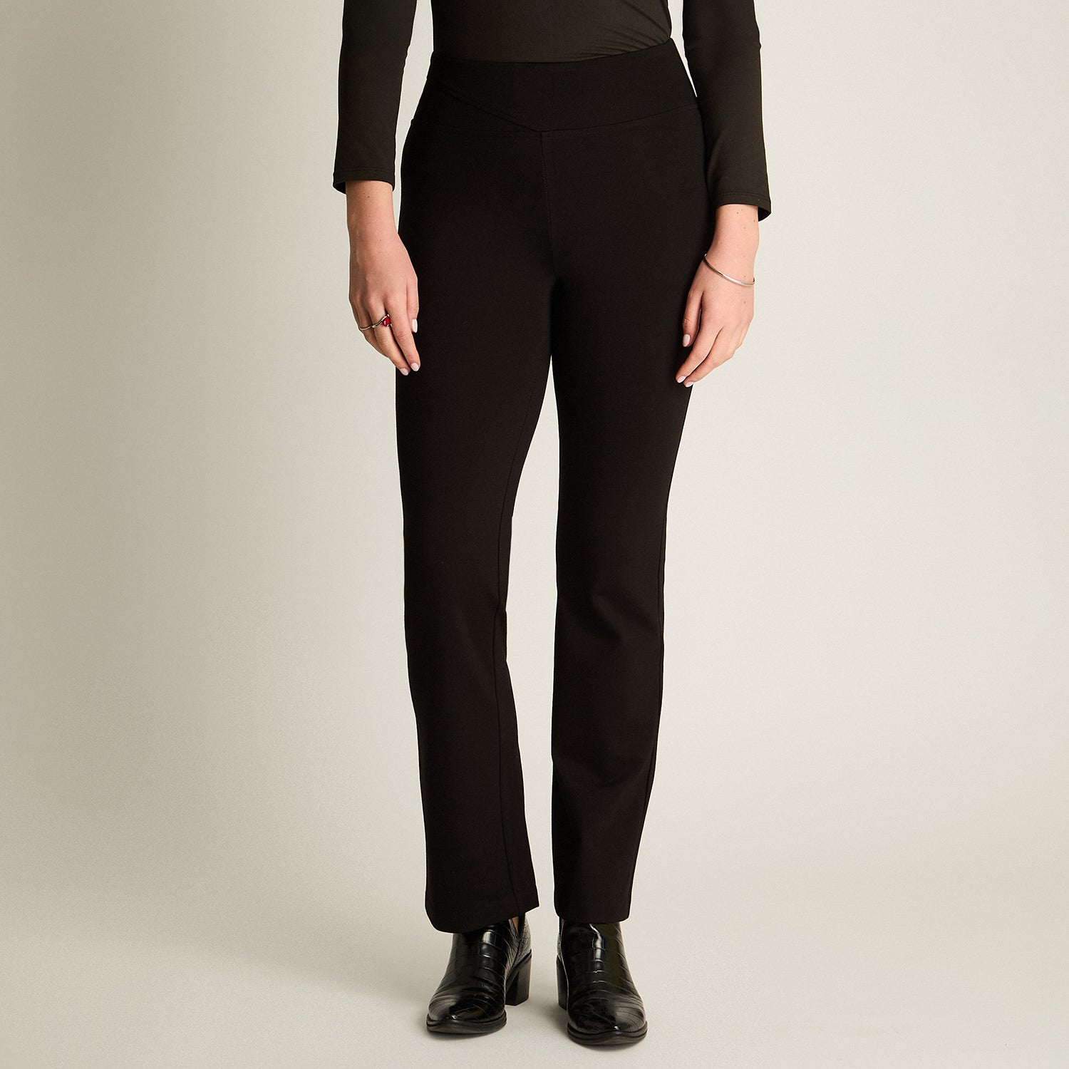 Calza Negro Elasticidad Media Sin Forro Calce Normal Tela Punto