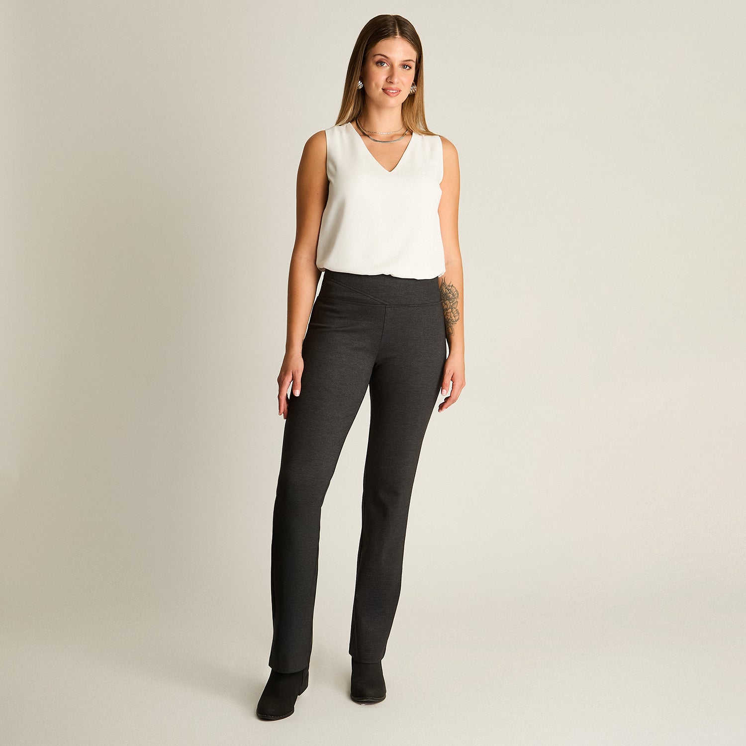 Calza Gris Elasticidad Media Sin Forro Calce Normal Tela Punto