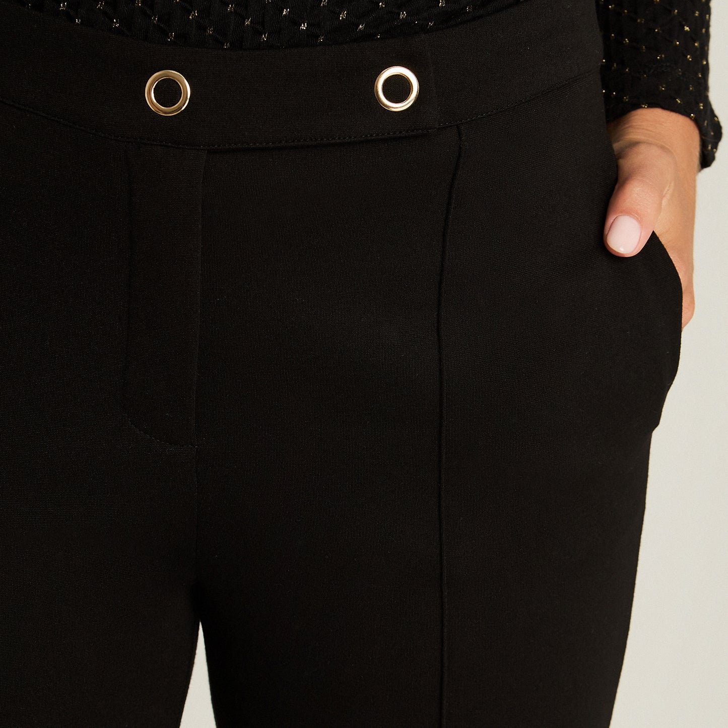 Calza Negro Elasticidad Media Sin Forro Calce Normal Tela Punto