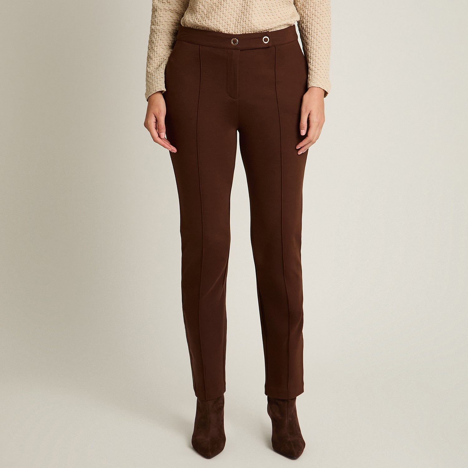 Calza Cafe Elasticidad Media Sin Forro Calce Normal Tela Punto