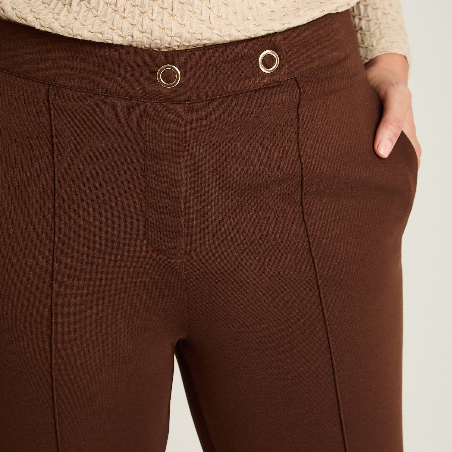 Calza Cafe Elasticidad Media Sin Forro Calce Normal Tela Punto