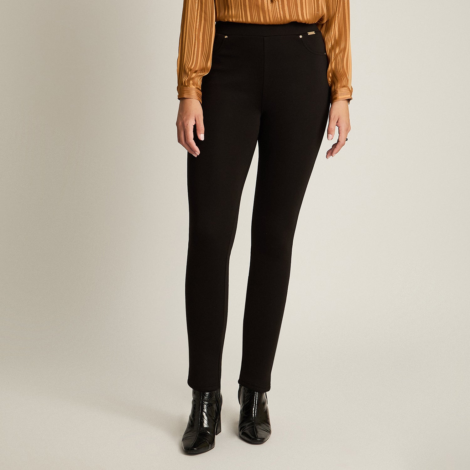 Calza Pierna Recta Push Up