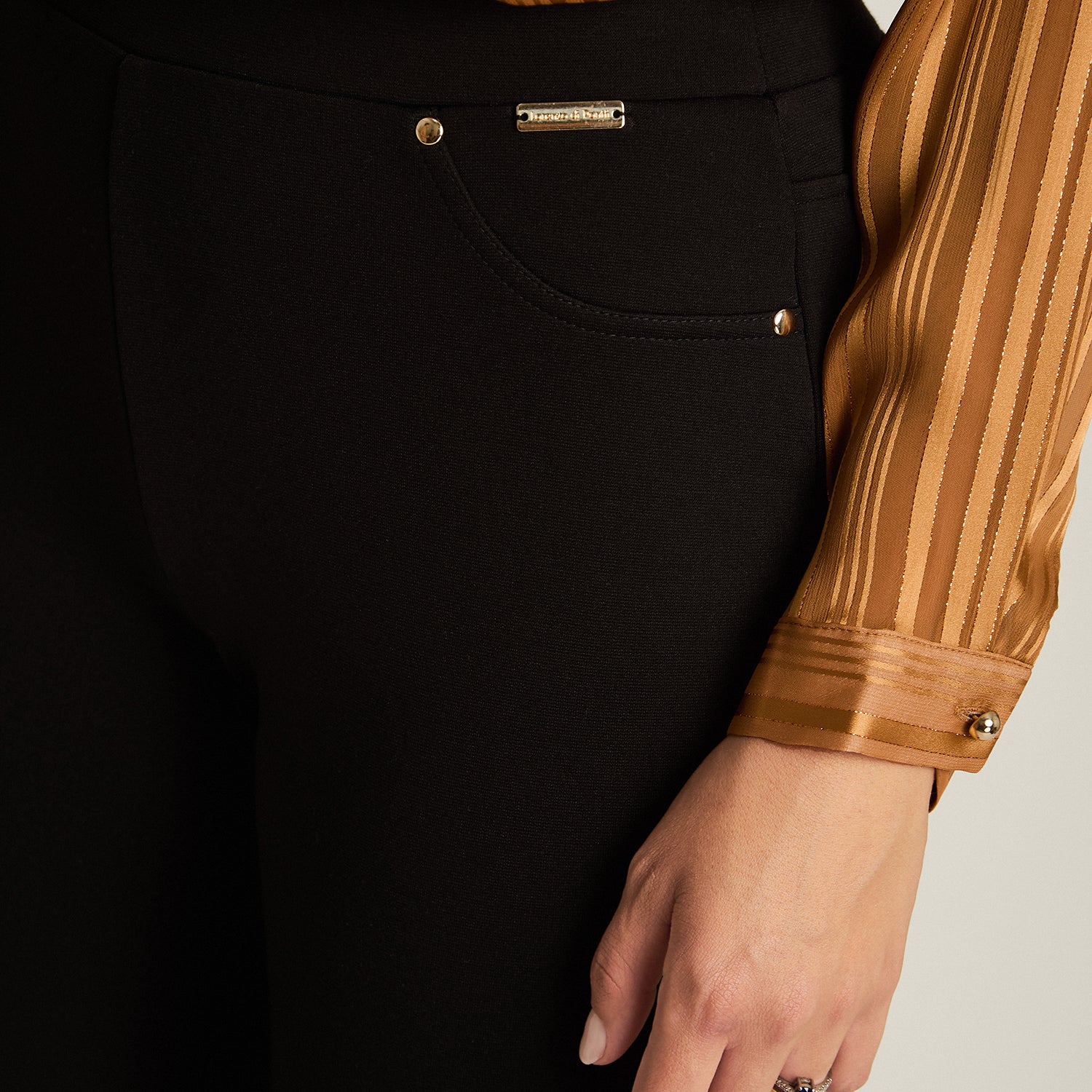 Calza Pierna Recta Push Up