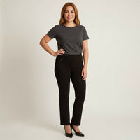 Calza Negra Recta Forrada con Polar en Tela Punto en modelo plus size