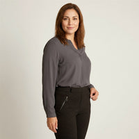 Calza Negra Recta con Micropunto Forrada con Polar en modelo plus size