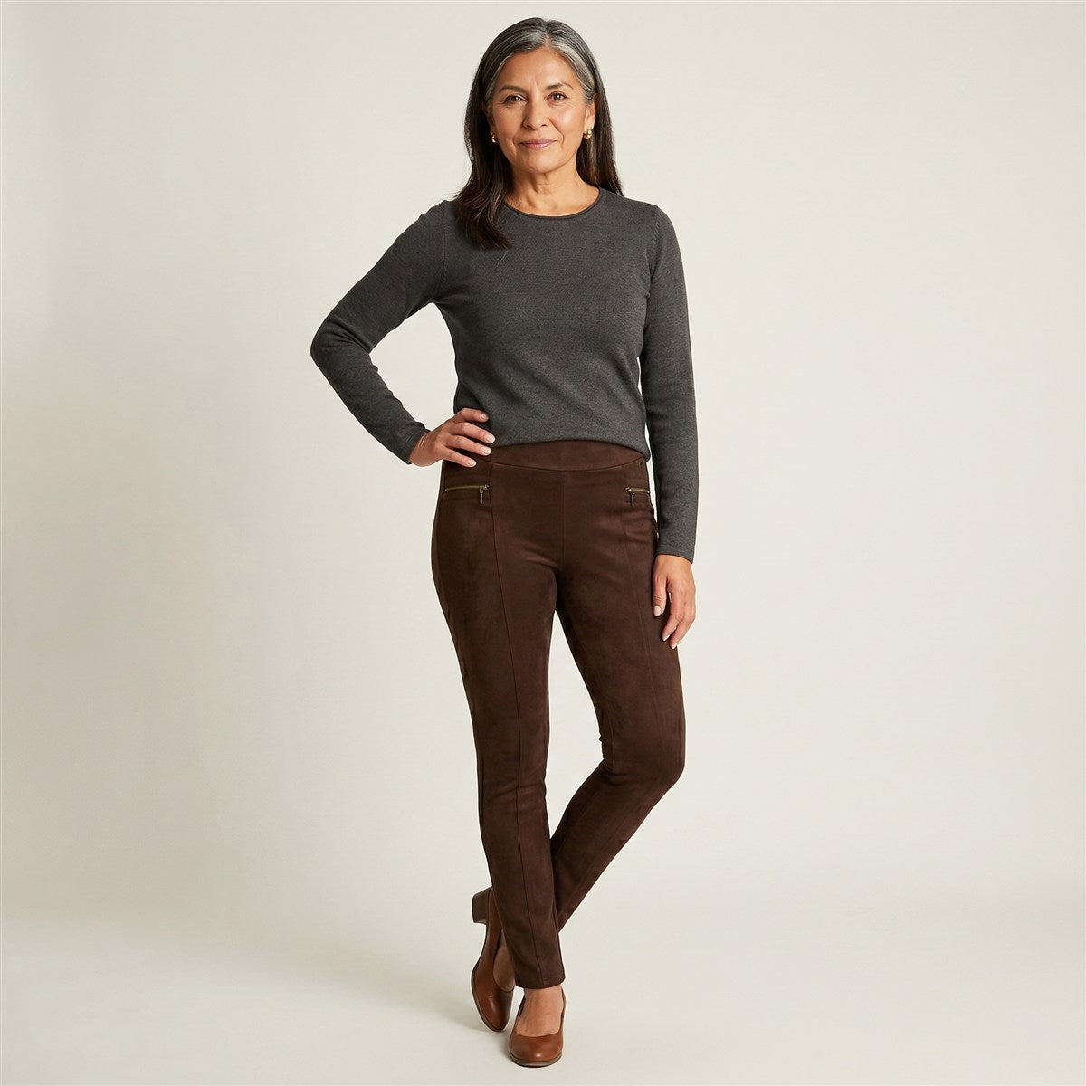 Calza Café en Suede Slim en modelo adulta