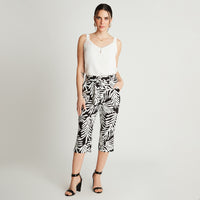 Capri Estampado Negro Con Lazo Y Bolsillos