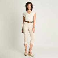 Pantalón Capri Con Cinturón Arena Curvi