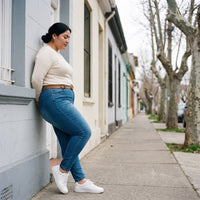 Skinny Jeans Azul Claro Con Cinturón lifestyle