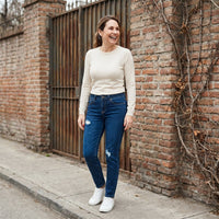 Jeans Pitillo Azul Oscuro lifestyle