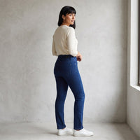 Jeans Straight Azul 3 Botones lifestyle