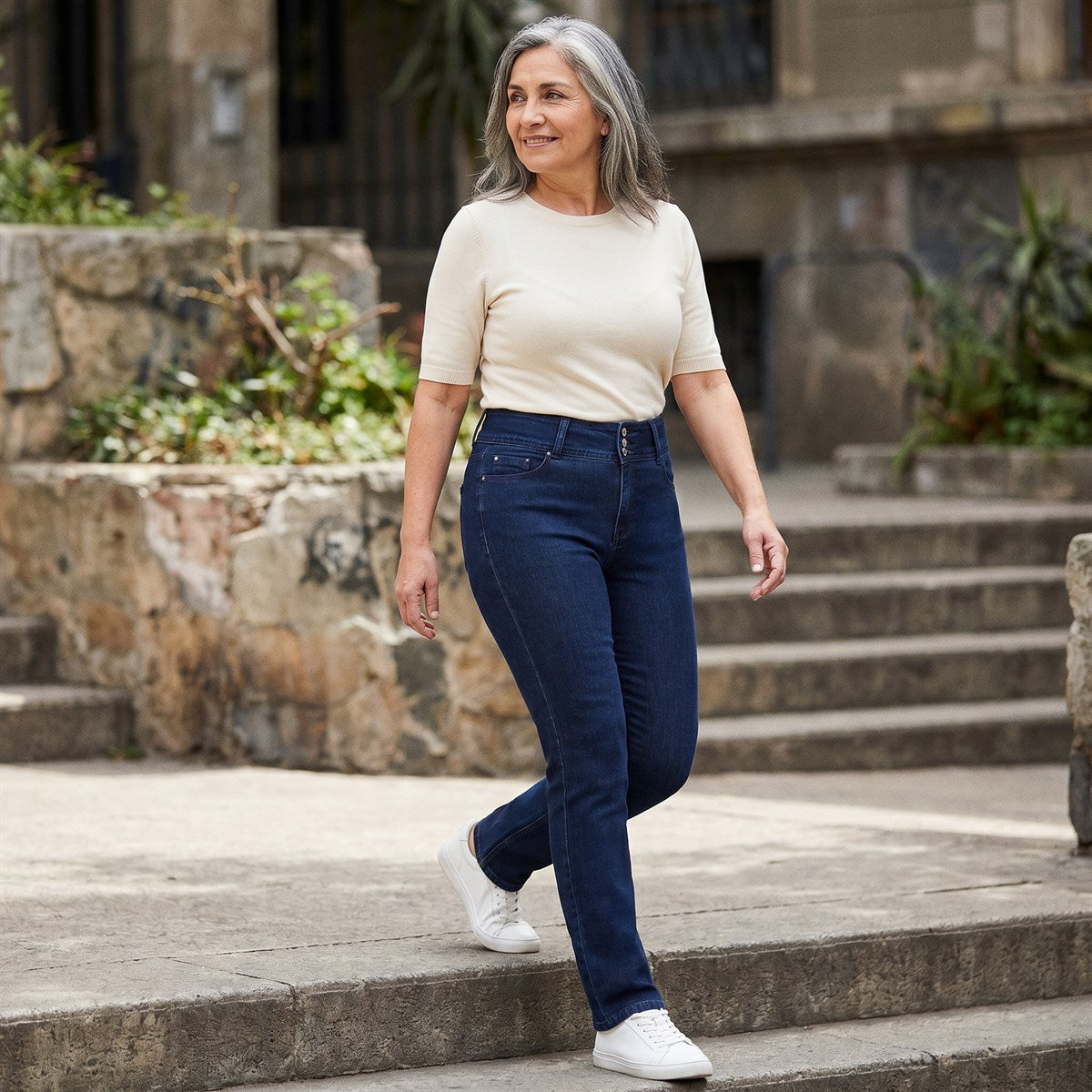 Jeans Straight Azul Marino lifestyle