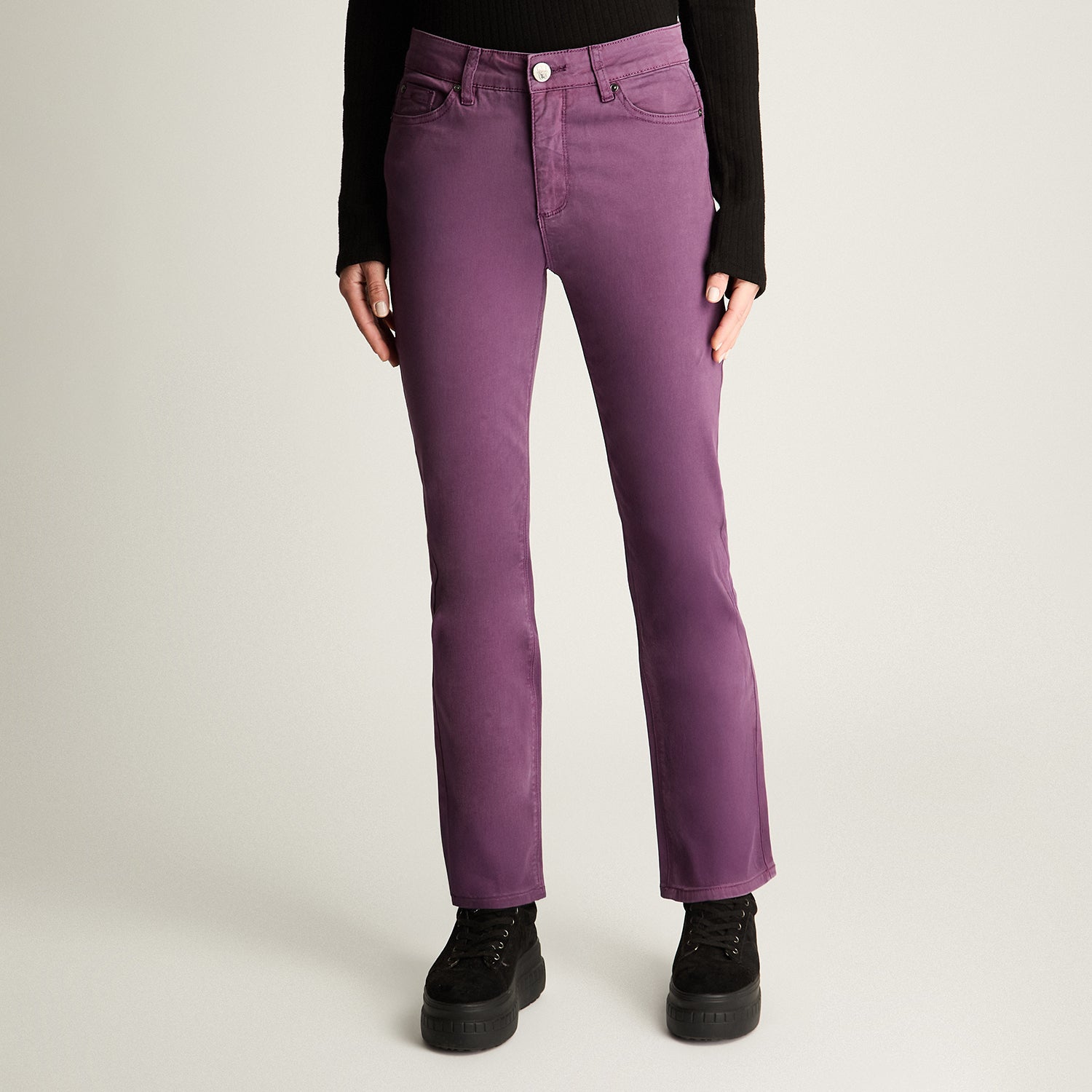 Jeans Recto 5 Bolsillos Color Morado